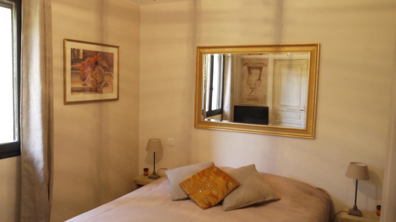 Longo Mai Bed & Breakfast Sillans-la Cascade Ngoại thất bức ảnh