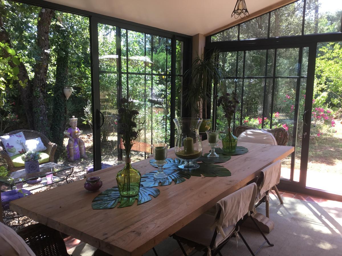 Longo Mai Bed & Breakfast Sillans-la Cascade Ngoại thất bức ảnh