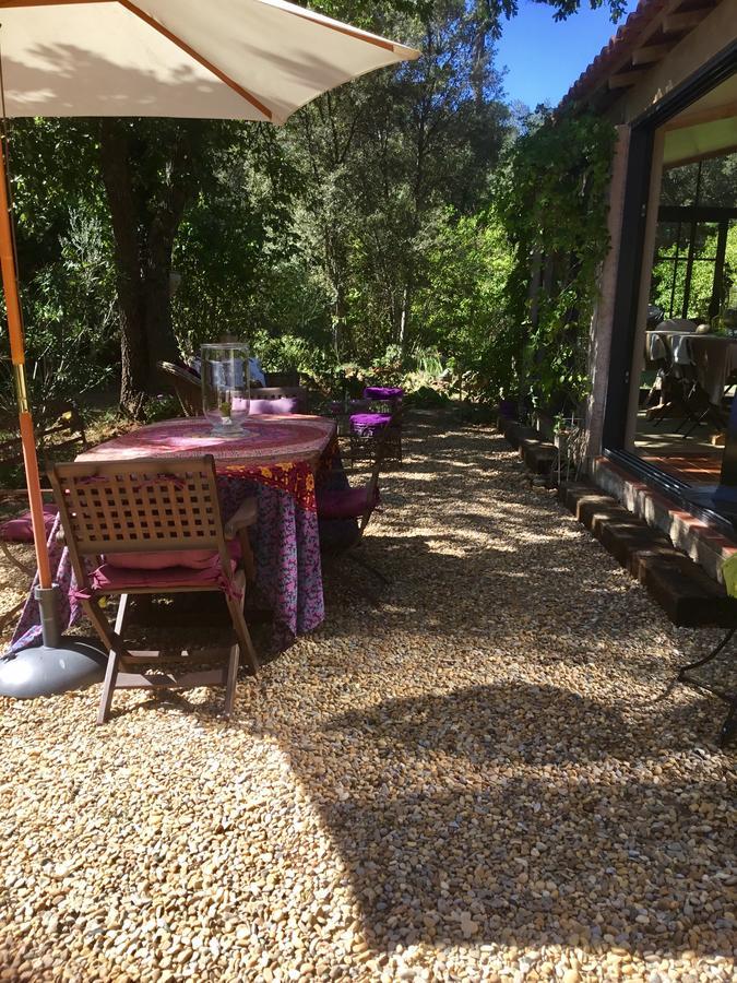 Longo Mai Bed & Breakfast Sillans-la Cascade Ngoại thất bức ảnh
